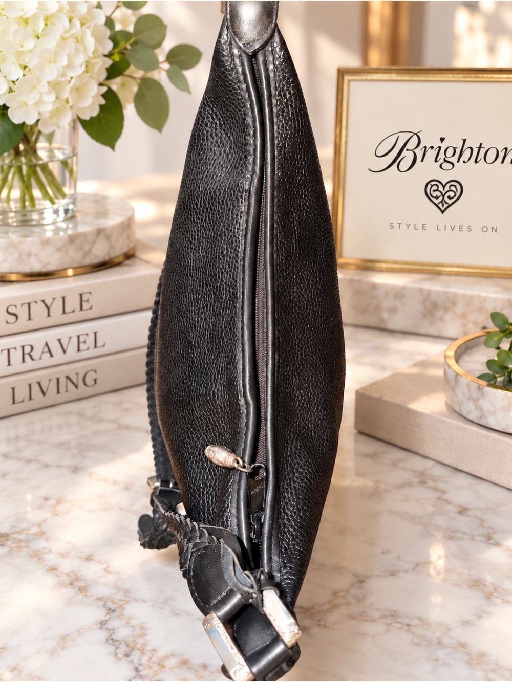 Brighton Large Black Leather Bucket Bag Croc Trim Braided Strap | Vintage | EUC - Picture 8 of 10